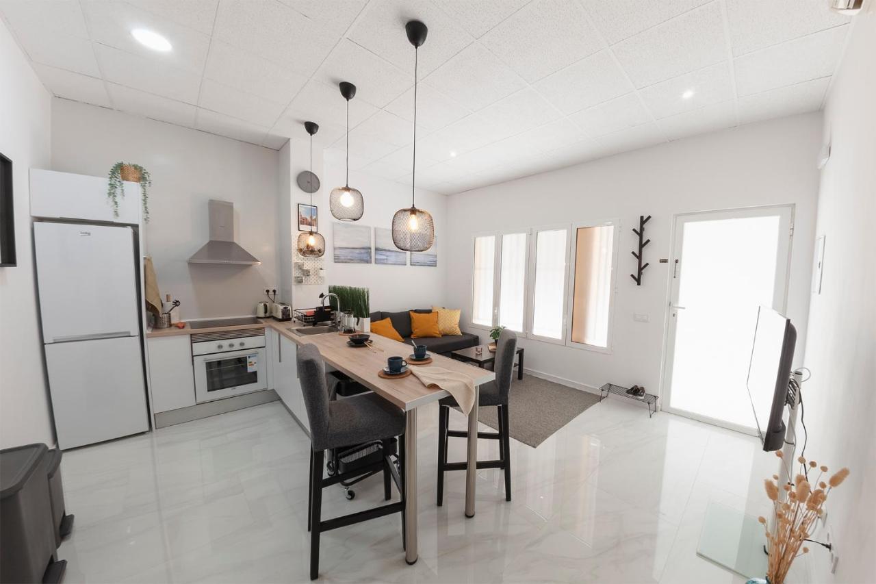 Digital Nomad Retreat 2 -Great Location Near Metro Apartment Valencia Ngoại thất bức ảnh